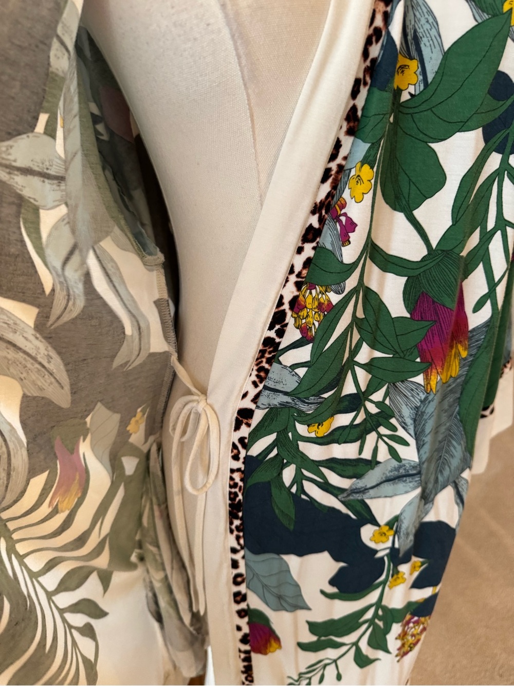 Soma Kimono robe - Picture 9 of 12